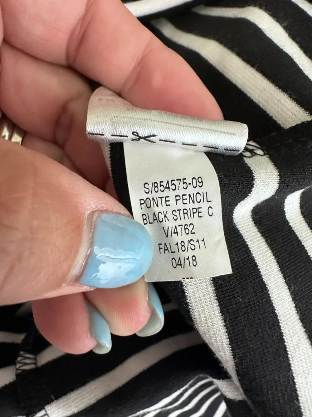 2/$30 Old Navy Ponte-Knit Pencil Skirt for Women Black Stripe Small #A1946